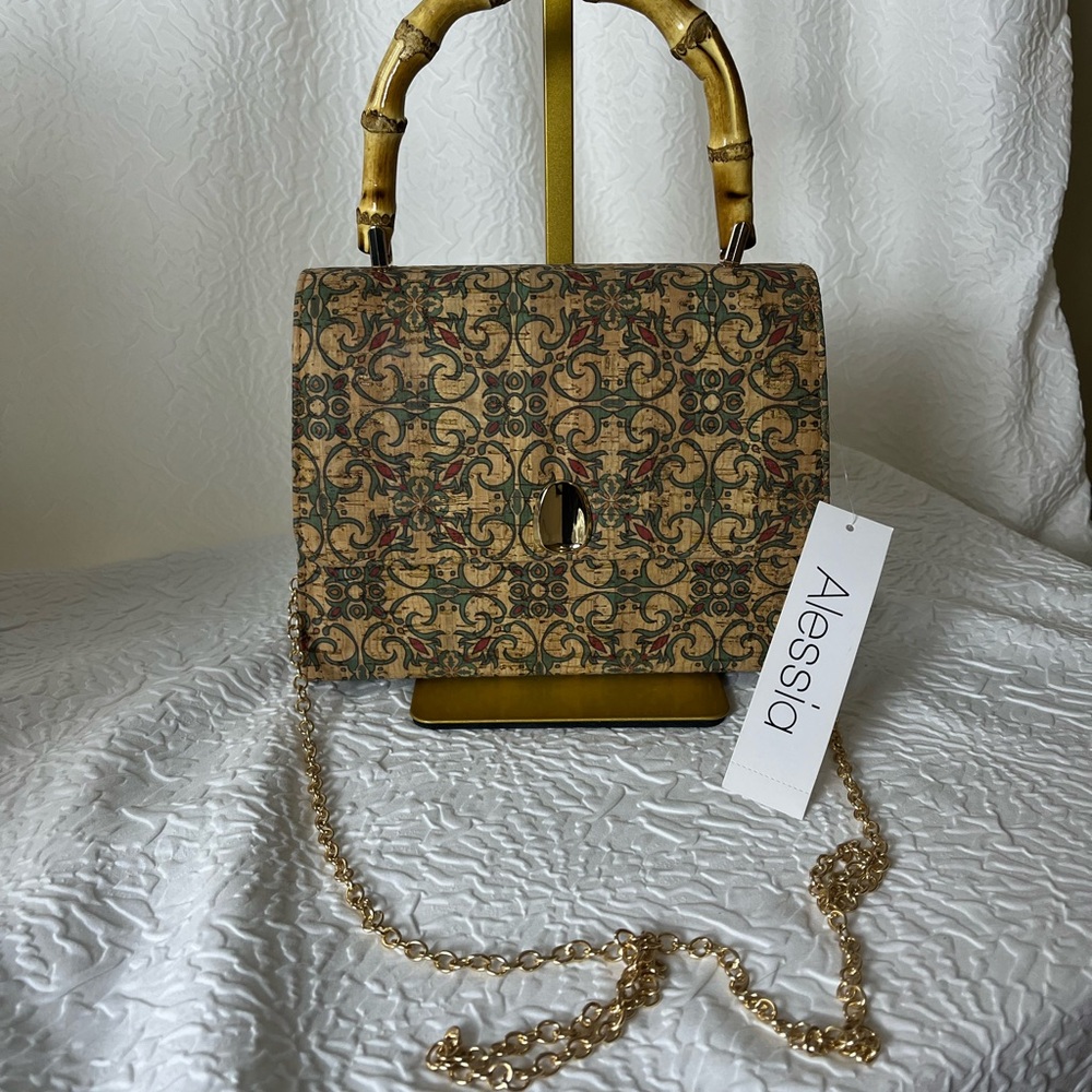 Alessi Tan and Gold Shoulder Bag with Vintage Charm